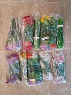 NEW... 10 bags of different flowers for floral arrangements in original containers. Take them all for $10. Cash only please