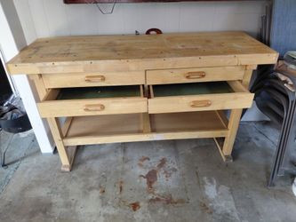 Solid wooden work table