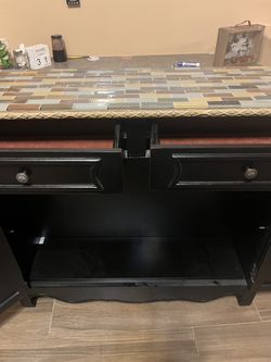 Bar/ Buffet / Table