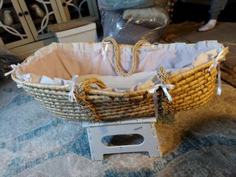 MOSES BASKET