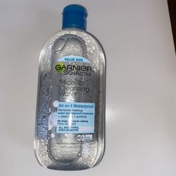 Micellar Cleansing Water 