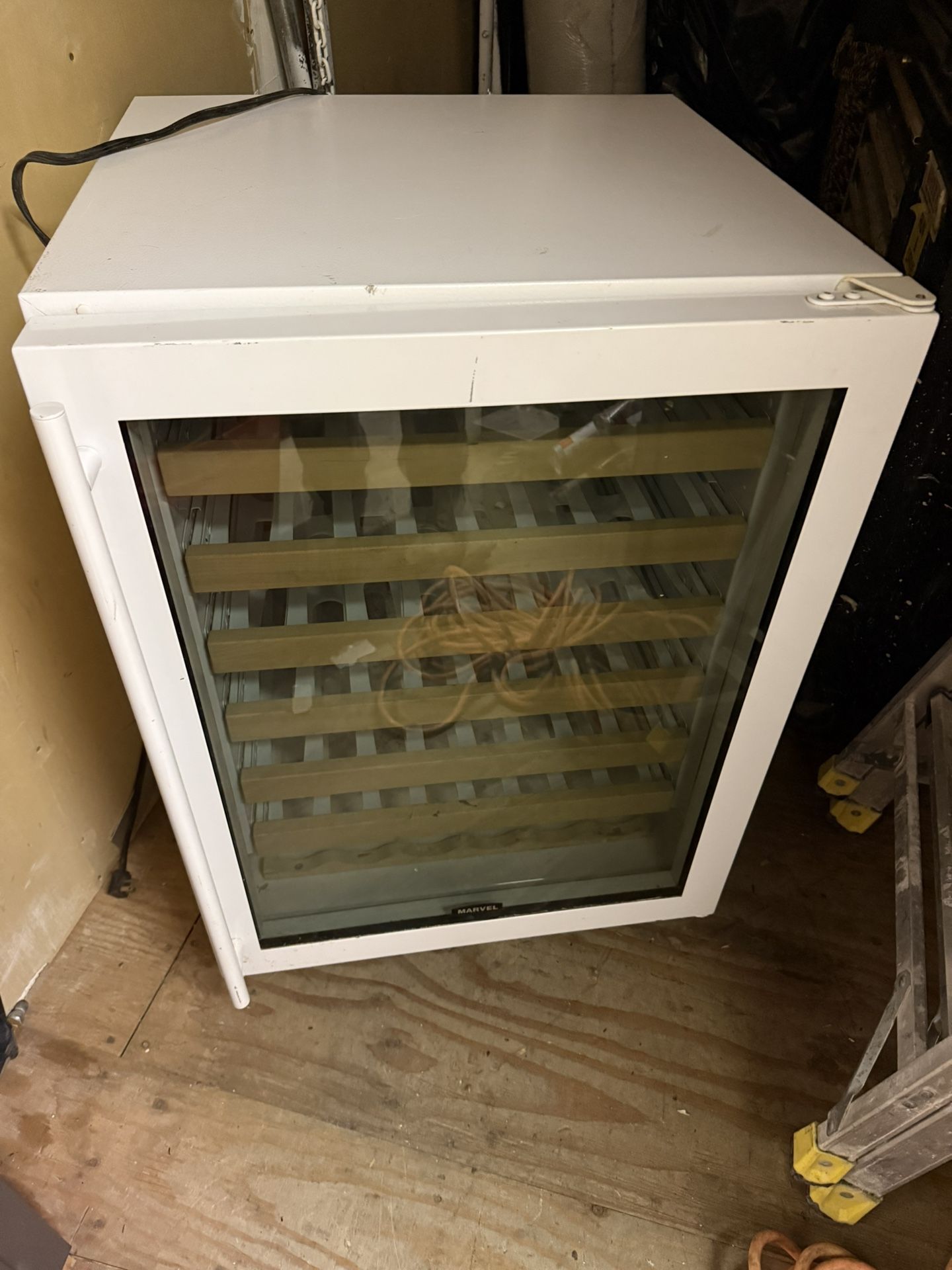 Wine Refrigerator 