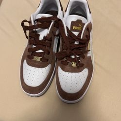 Pumas Tennis Shoes Size 9 For Men