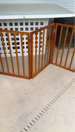 Dog gates