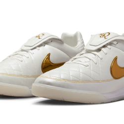 Nike Tiempo Touch Of Gold Indoor