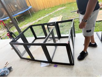 Portable dog crate