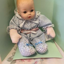Madame Alexander Huggums  baby doll