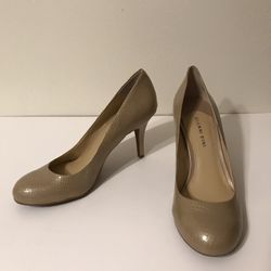 Gianni Bini Becca Women’s Nude/Beige Leather Pump High Heels Size 10M