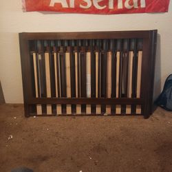 Baby Crib No Mattress 