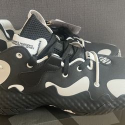 James harden Volume 6. Size 10 men