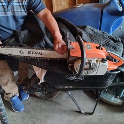 Chainsaw