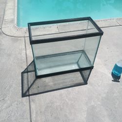 20 Gallon Aquarium