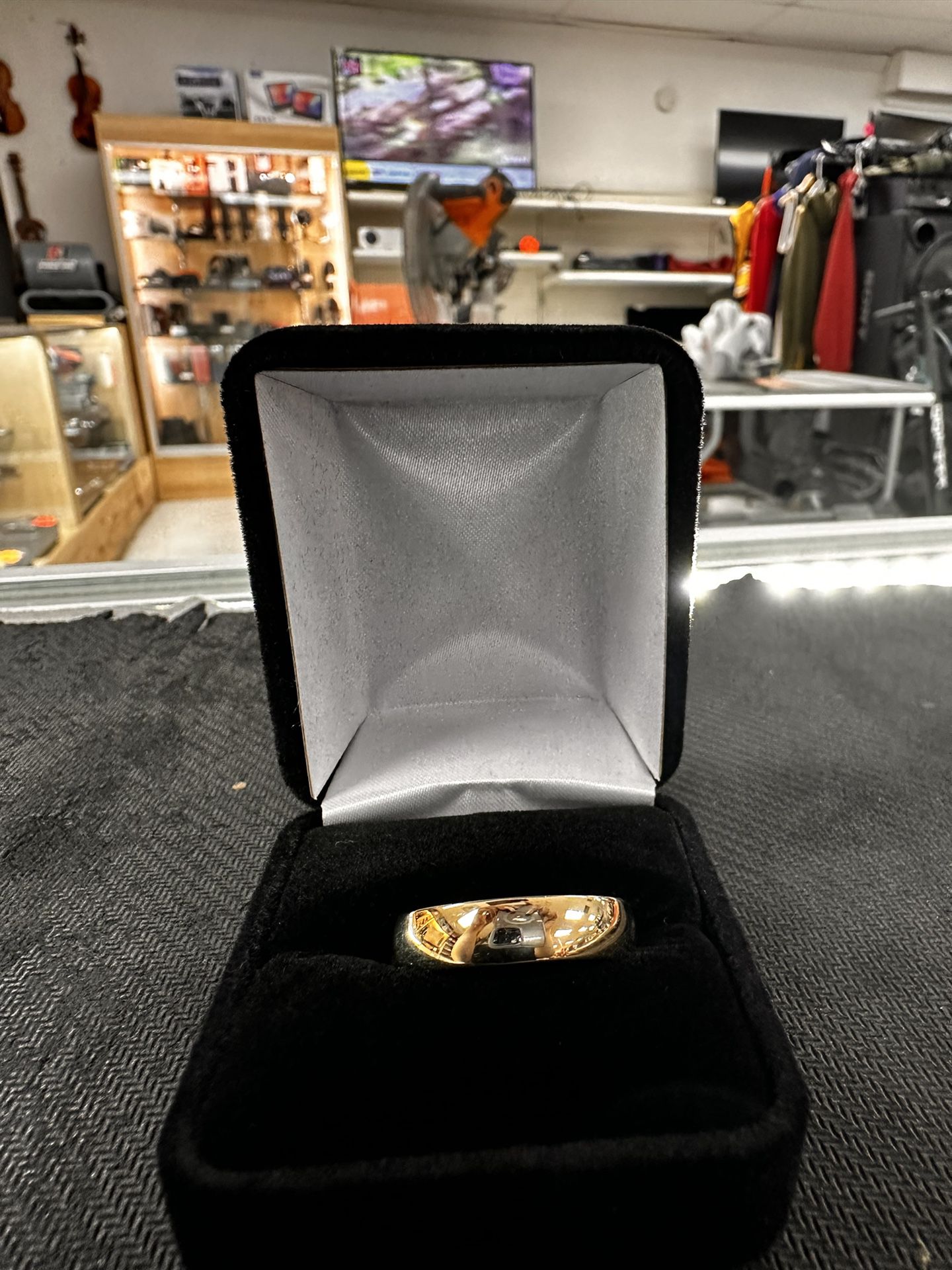 14k Solid Gold Wedding Band