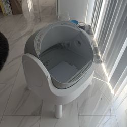 Cat Pivot  (doesn’t Work Needs Repair)