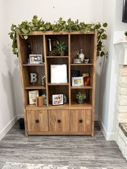 Bookshelf