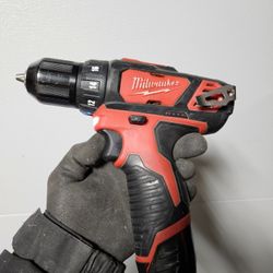 M12 Milwaukee Drill 