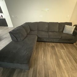 L Shaped Sectional 