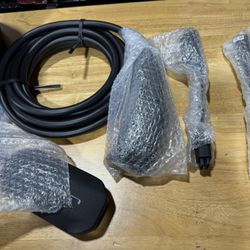 Lucid Mobile Charging Cable Kit 120V-12A 50/60 HZ 240V-40A 50/60 HZ 10