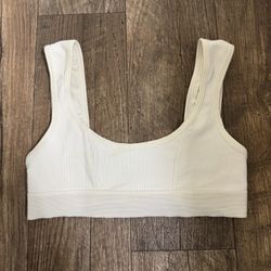 Frankie’s Bikinis Drew Top. White. Small. Ribbed