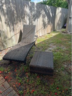 Layout chair