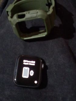 Apple Watch Series 4 50mm Gps+Cellular for Sale in Troutdale, OR