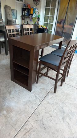 Hi Bar Dining table and 4 chairs