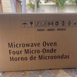Fridgidaire Built-in Microwave. Brand New In Box! 