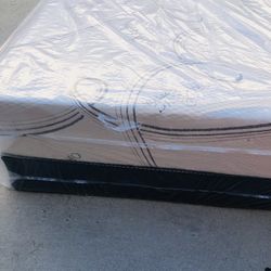 KING MEMORY FOAM ONLY MATTRESS ‼️