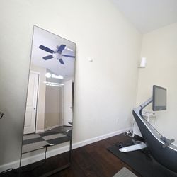 Lululemon Studio Mirror (Formerly MIRROR) – Premium Smart Fitness Display
