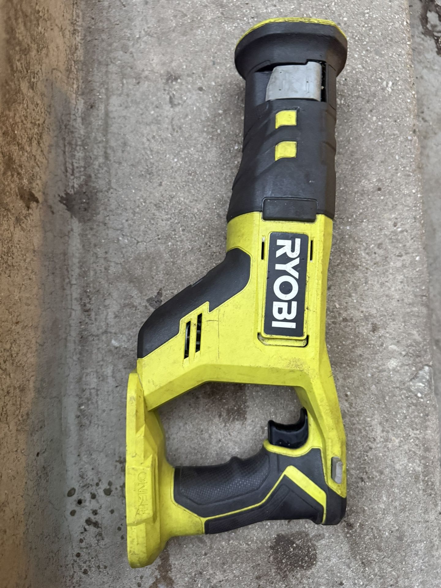 Ryobi Saw