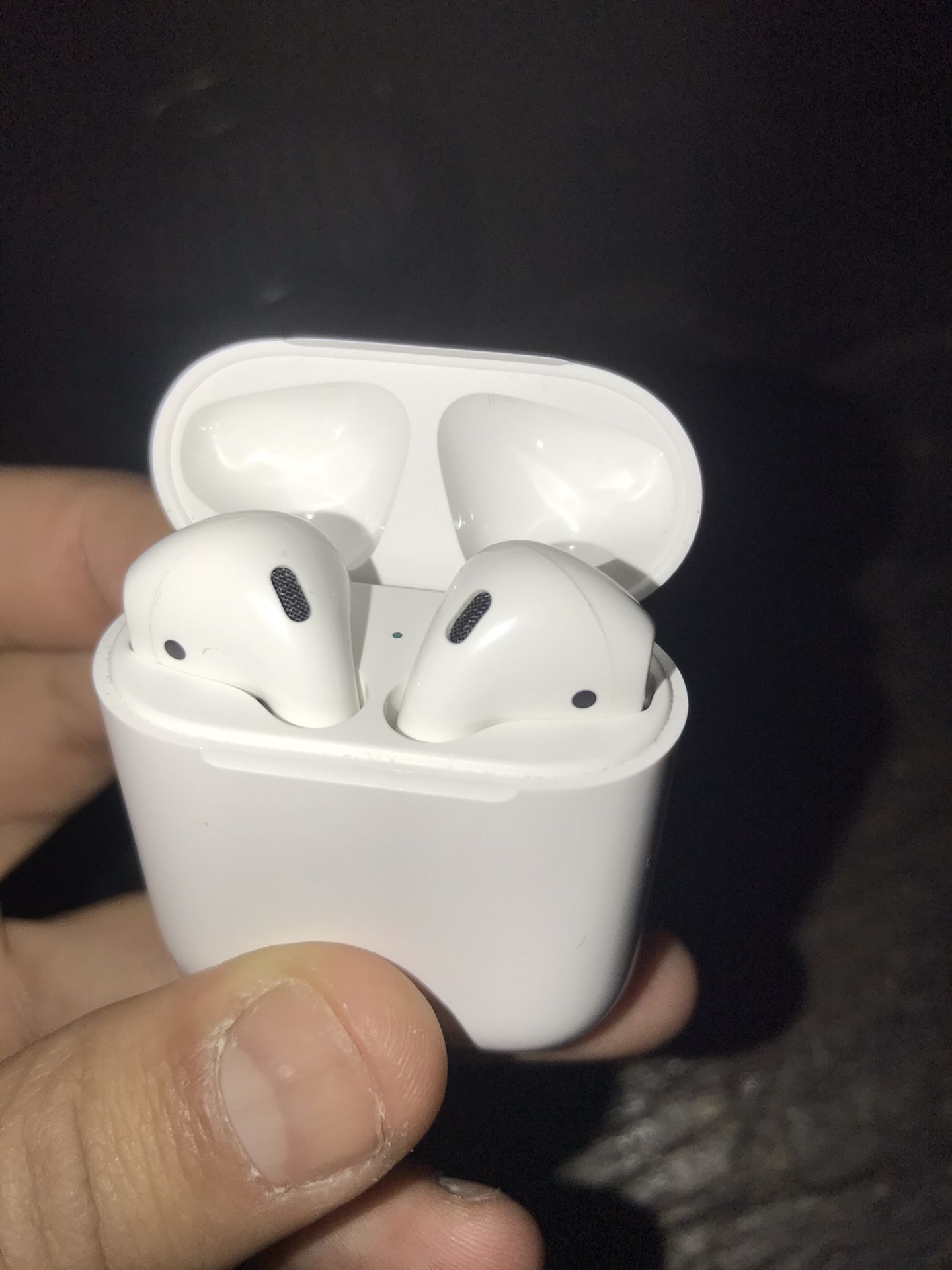 Apple AirPods