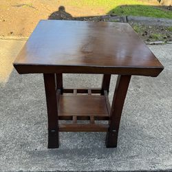 WOOD TABLE