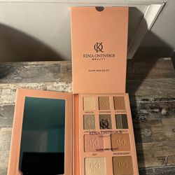 kenia ontiveros  Palette 