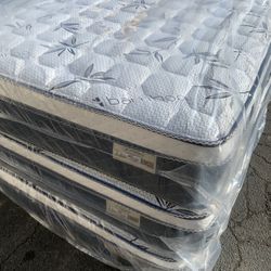 🌟✨Mattress Pillow Top All Sizes ✨🌟 ☑️ 12” inches tall 🟦All sizes 🛏💤 🟠Queen sizes $199 🟡Full sizes $179 🟢Twin sizes $150 🔵Cal king $320 🟣E. K