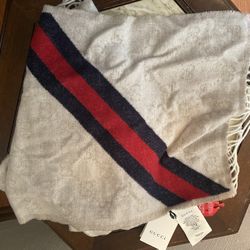 Authentic  Gucci  Monogram GG Wool Scarf Wrap Beige (Brand New With Tags!)