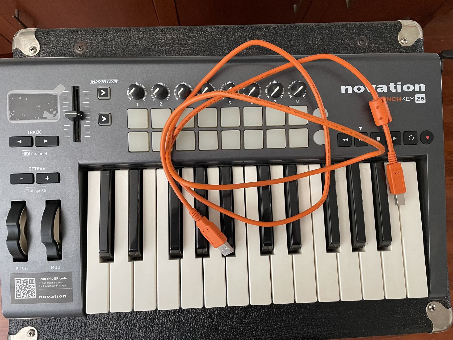 Novation Launchkey 25 MK2 MIDI keyboard controller