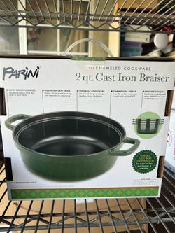 Cast iron pot