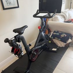 Peloton Bike + With Pad, Weights & Shoes 