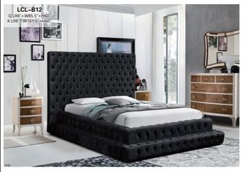 PLATFORM BED NEW IN BOX
