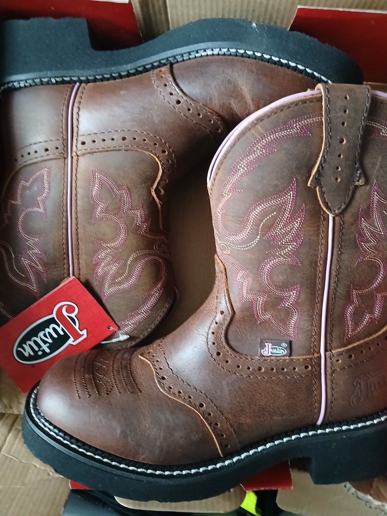 Justin Girl Cowboy Boots 6.5 New With Tag And Box