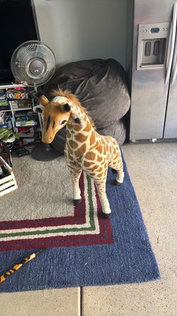 Giraffe and Tiger Melissa and Doug