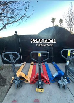 550LB PALLET JACK