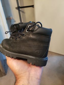 Black Timberlands Sz 6T $10