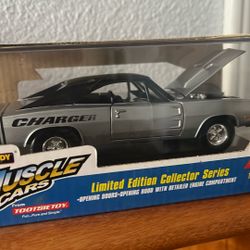 Muscle Cars 1/32
