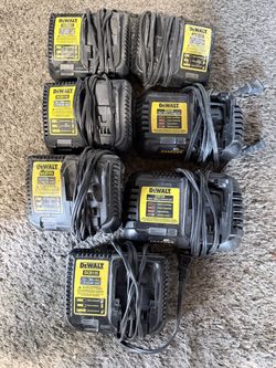 7 DeWalt 12V/20V Battery Chargers