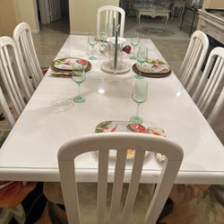 White Dining Room Table & Chairs W/China Cabinet 