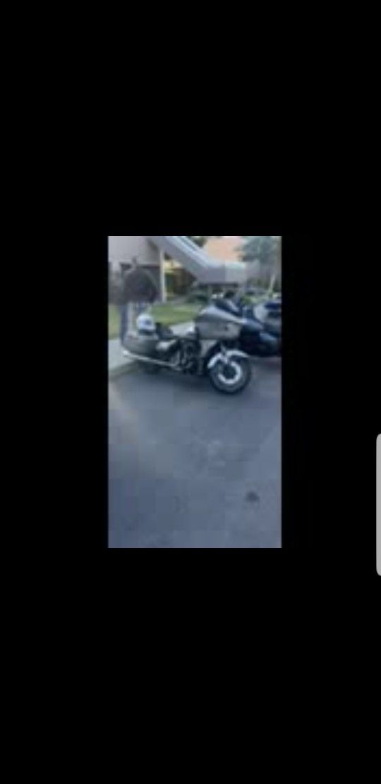 23.5 Harley davidson Road glide