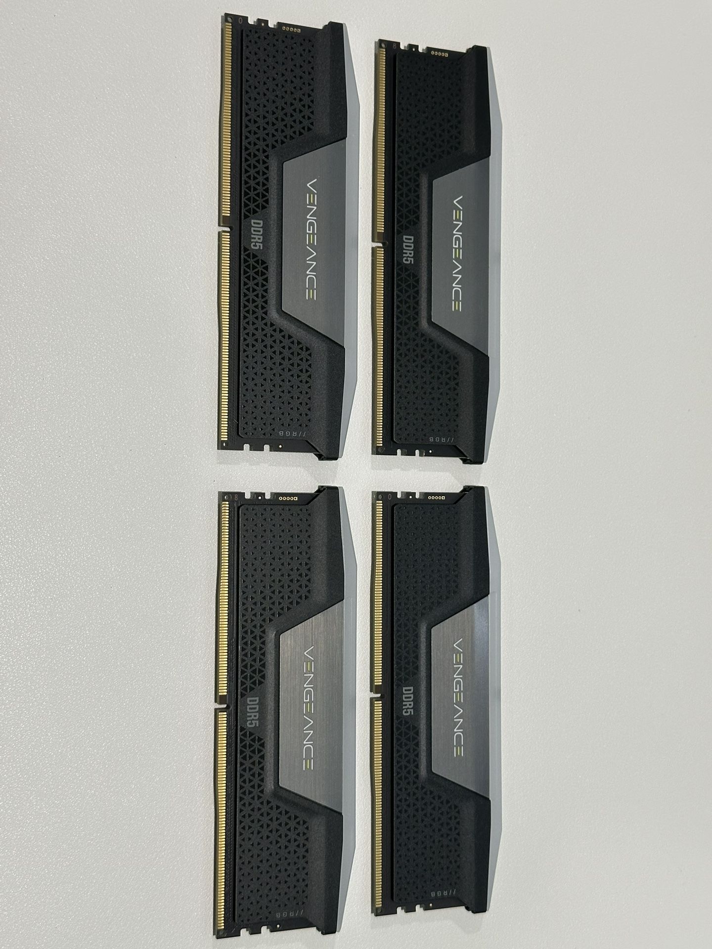DDR5 Memory
