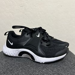 Women’s Shoes Size 6