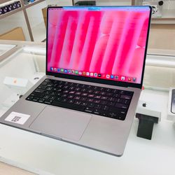 MacBook Pro m2 pro 16gb ram 512gb ssd
